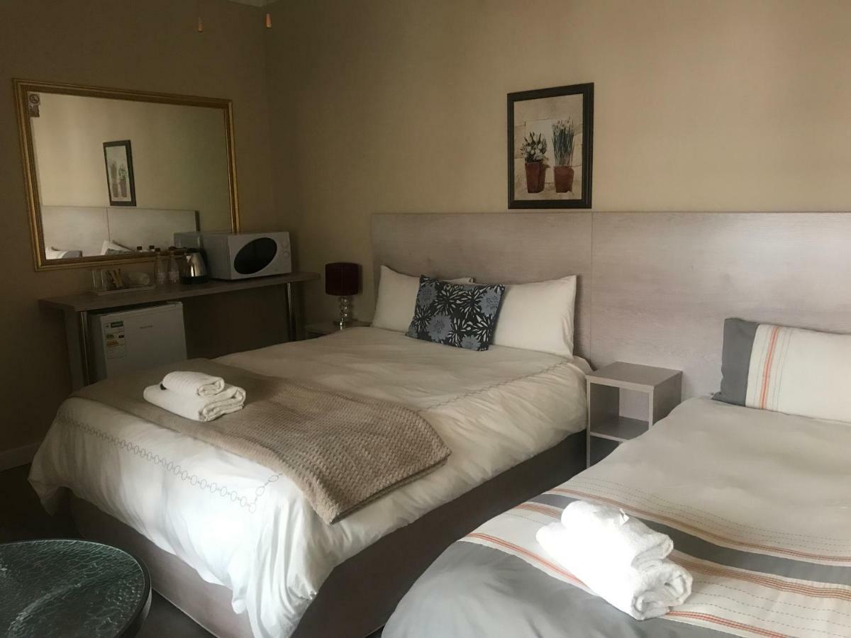 Queenspark Lodge Блоемфонтейн Екстериор снимка